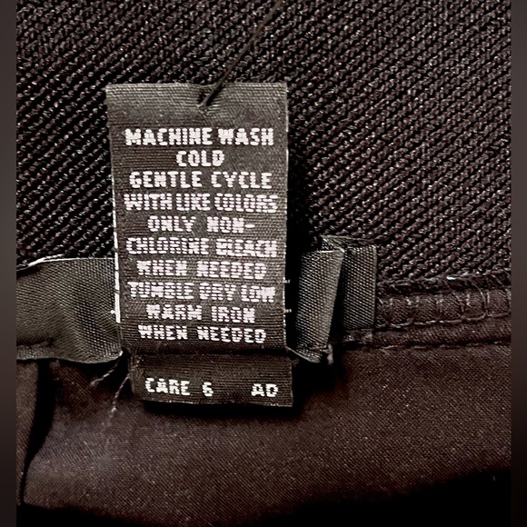 Alfani tiered skirt NWT, Beautiful blue, cream, aqua print. Size 4P - Picture 3 of 6